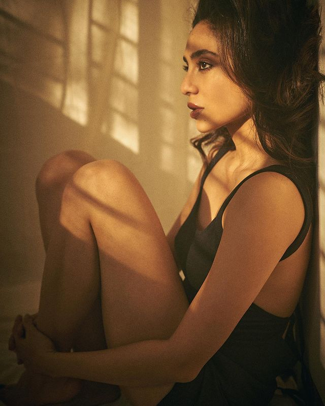 Steamy Looks Of Staggering Sobitha Dhulipala